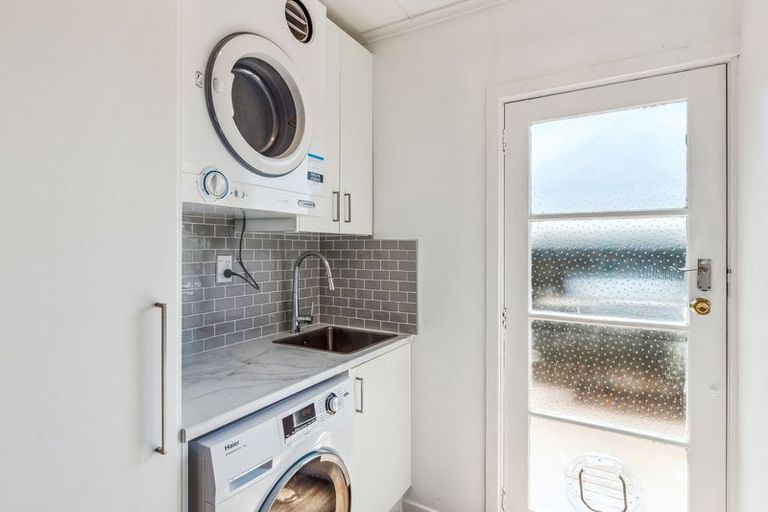 Photo of property in 15 Ratanui Road, Paraparaumu, 5032