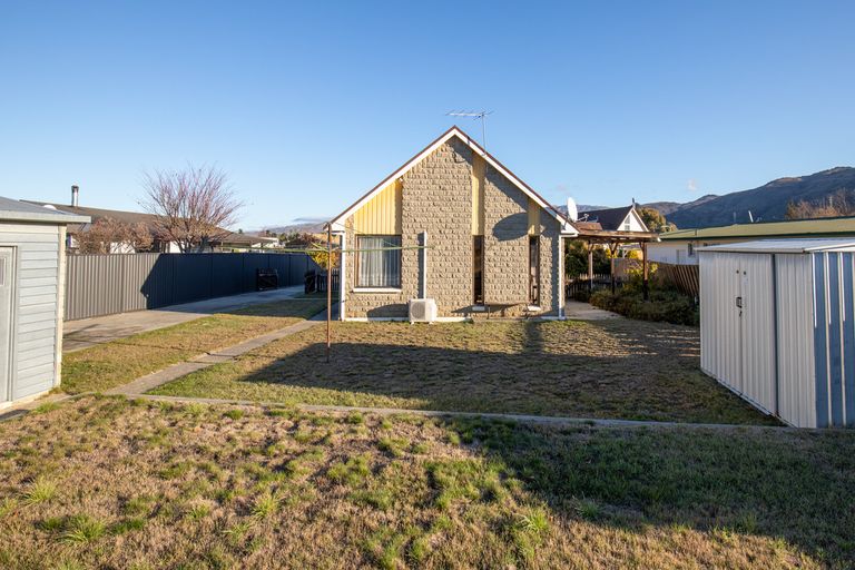 Photo of property in 94 Fache Street, Clyde, 9330