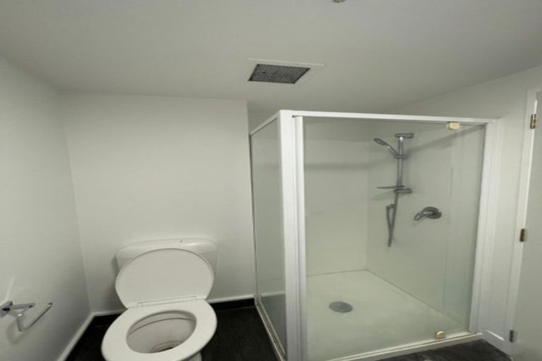 Photo of property in Cintra Apartments, 7l/3 Whitaker Place, Grafton, Auckland, 1010