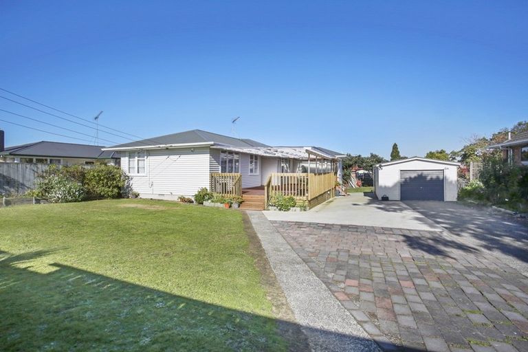 Photo of property in 25 Mcannalley Street, Manurewa East, Auckland, 2102