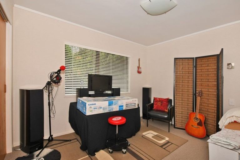 Photo of property in 12c Pah Road, Onerahi, Whangarei, 0110