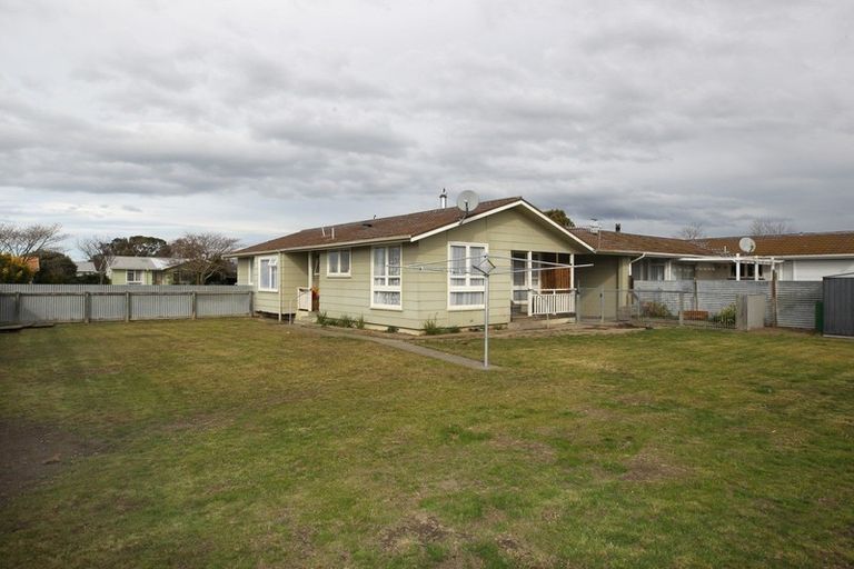 Photo of property in 28 Cartier Crescent, Flaxmere, Hastings, 4120