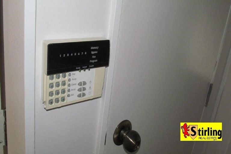 Photo of property in 2/17 Fitzherbert, Alicetown, Lower Hutt, 5010