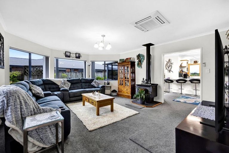 Photo of property in 12 Fantham Street, Hawera, 4610