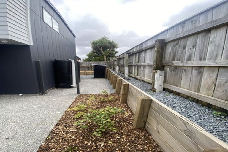 Photo of property in 12c Cairo Street, Upper Hutt Central, Upper Hutt, 5018