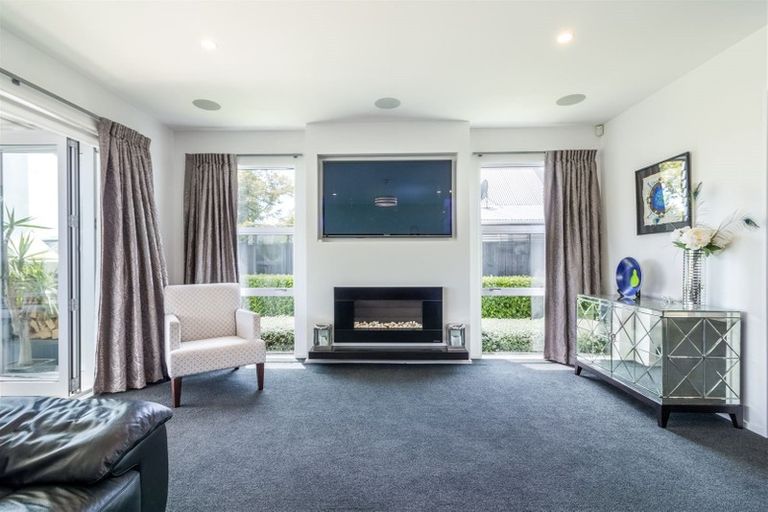 Photo of property in 212 Matsons Avenue, Papanui, Christchurch, 8053