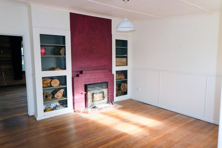 Photo of property in 16 Wellington Street, Enfield, Oamaru, 9491