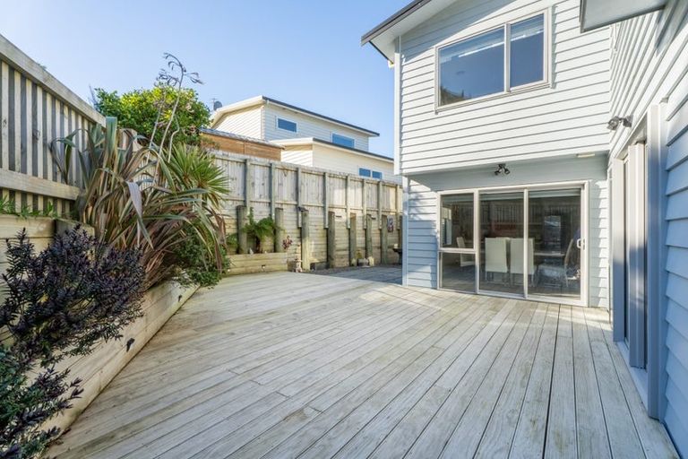 Photo of property in 25 Bickerton Rise, Churton Park, Wellington, 6037