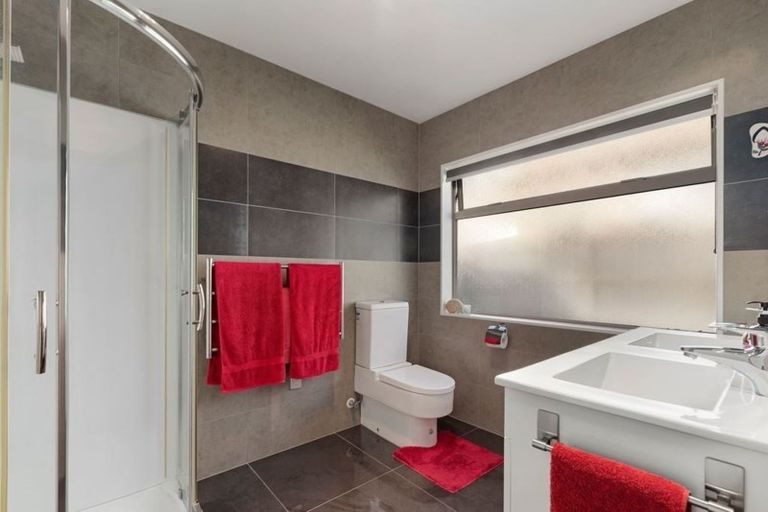 Photo of property in 118c Coronation Road, Hillcrest, Auckland, 0627