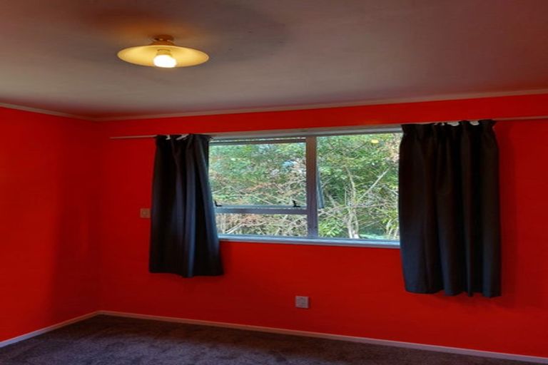 Photo of property in 4 Osman Street, Glen Eden, Auckland, 0602