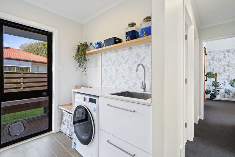 Photo of property in 9 Laredo Grove, Totara Park, Upper Hutt, 5018