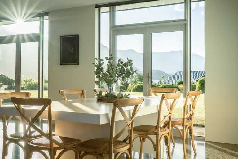 Photo of property in 35 Ridgecrest, Wanaka, 9305