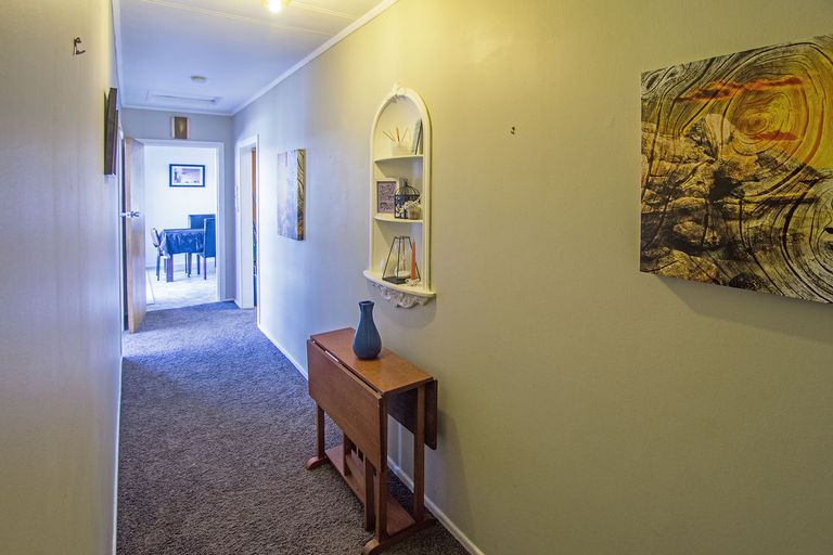 Photo of property in 23 Plunket Street, Kelburn, Wellington, 6012