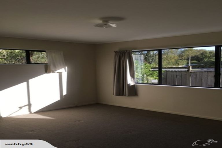 Photo of property in 2/29 Glendale Road, Glen Eden, Auckland, 0602