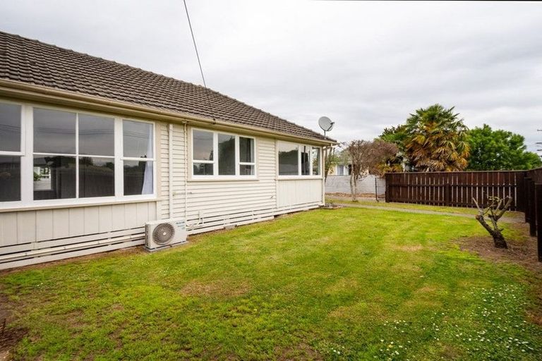 Photo of property in 12 Gardiner Street, Riversdale, Blenheim, 7201