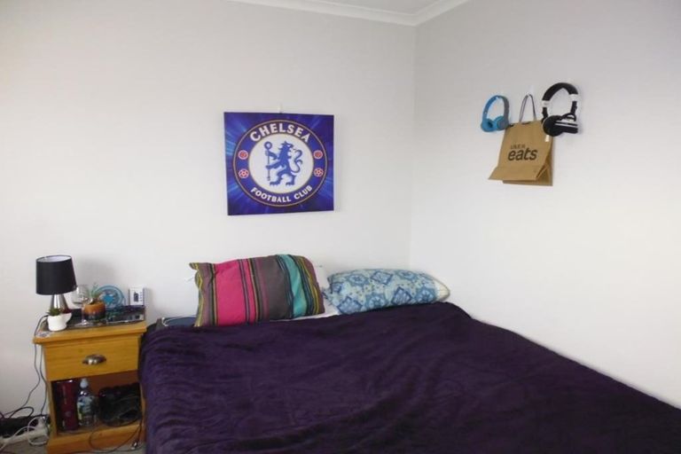 Photo of property in 1b Manderson Grove, Fairfield, Lower Hutt, 5011