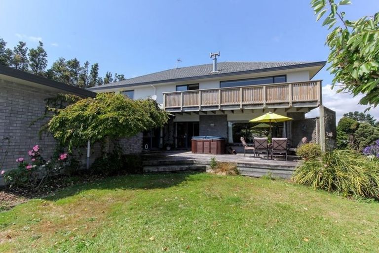 Photo of property in 7 Byron Place, Whalers Gate, New Plymouth, 4310