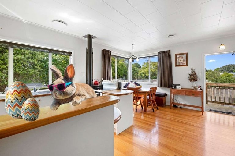 Photo of property in 410 South Road, Omata, New Plymouth, 4374