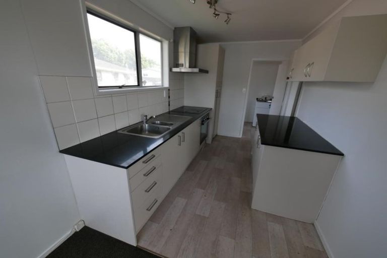 Photo of property in 313 Roscommon Road, Clendon Park, Auckland, 2103