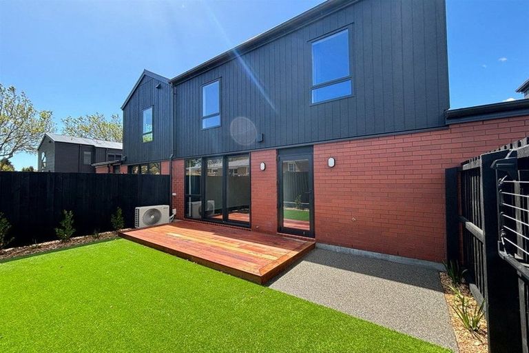 Photo of property in 2/58 Linwood Avenue, Linwood, Christchurch, 8011