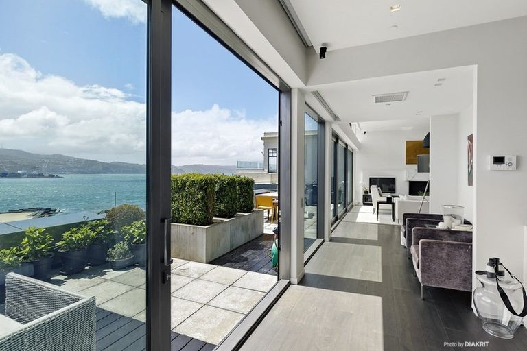 Photo of property in 5/150 Oriental Parade, Oriental Bay, Wellington, 6011