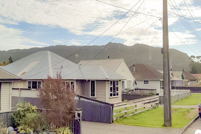 Photo of property in 72 Somerled Avenue, Dunollie, Runanga, 7803