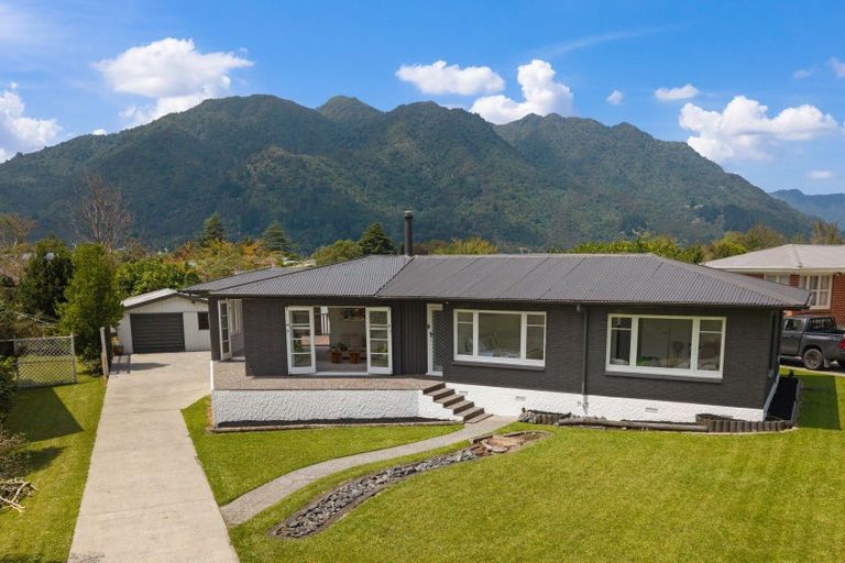 Photo of property in 13 Churchill Avenue, Te Aroha, 3320