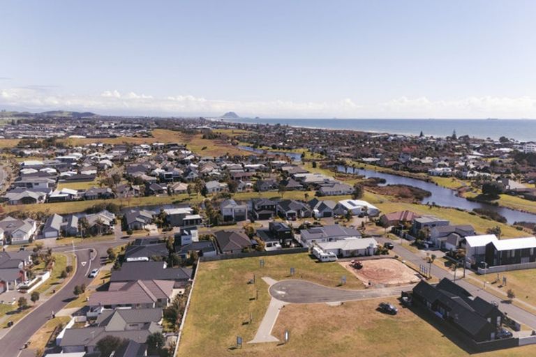 Photo of property in 6 Kelleria Way, Papamoa Beach, Papamoa, 3118