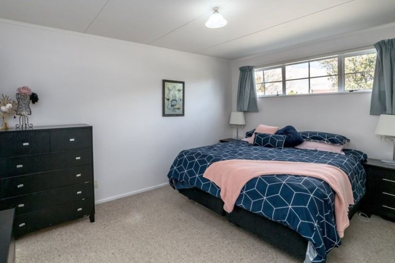 Photo of property in 28 Victoria Street, Pahiatua, 4910