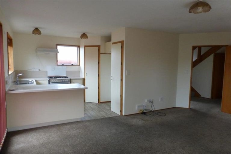 Photo of property in 3b Broadbent Street, Riccarton, Christchurch, 8041