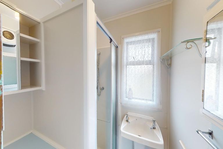 Photo of property in 6 Blossom Lane, Manurewa, Auckland, 2102