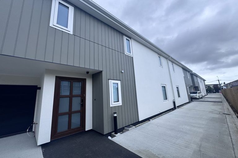 Photo of property in 4/61 Waltham Road, Sydenham, Christchurch, 8023