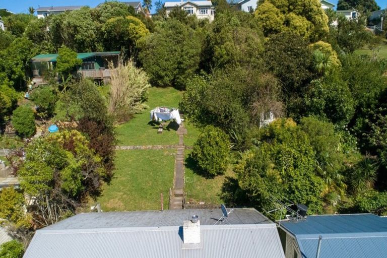 Photo of property in 25 Queens Road, Stepneyville, Nelson, 7010