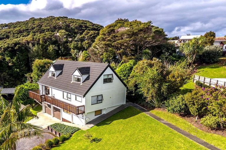 Photo of property in 6 Puketiro Place, Paihia, 0200