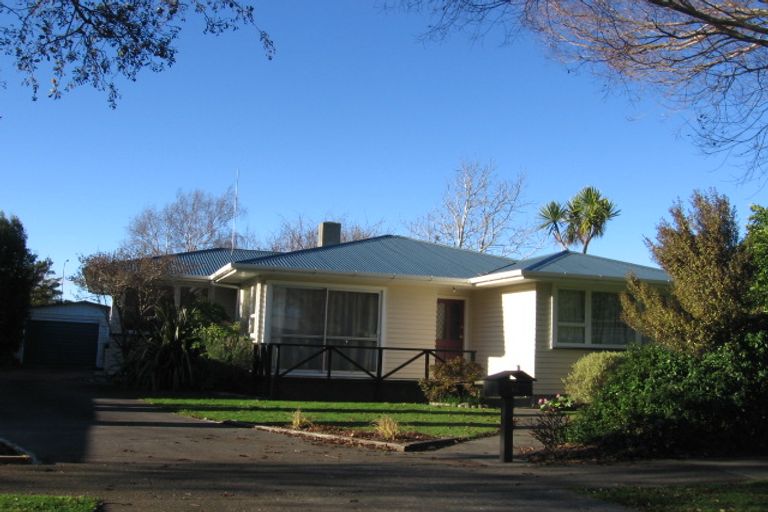 Photo of property in 43 Apollo Parade, Milson, Palmerston North, 4414