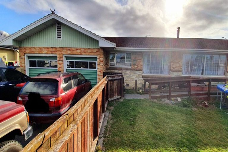 Photo of property in 284 Kennedy Road, Onekawa, Napier, 4110