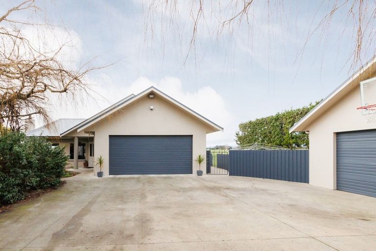 Photo of property in 1100b Kairanga Bunnythorpe Road, Kairanga, Palmerston North, 4475