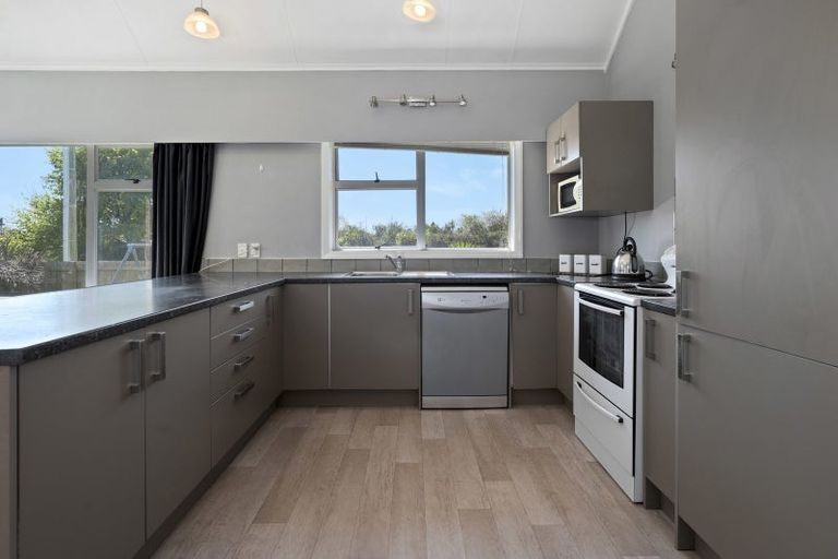 Photo of property in 22 Neil Road, Fairy Springs, Rotorua, 3015