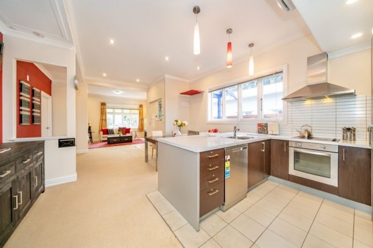 Photo of property in 472 Jackson Street, Petone, Lower Hutt, 5012