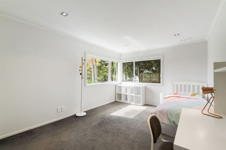 Photo of property in 131c Kowhai Road, Mairangi Bay, Auckland, 0630