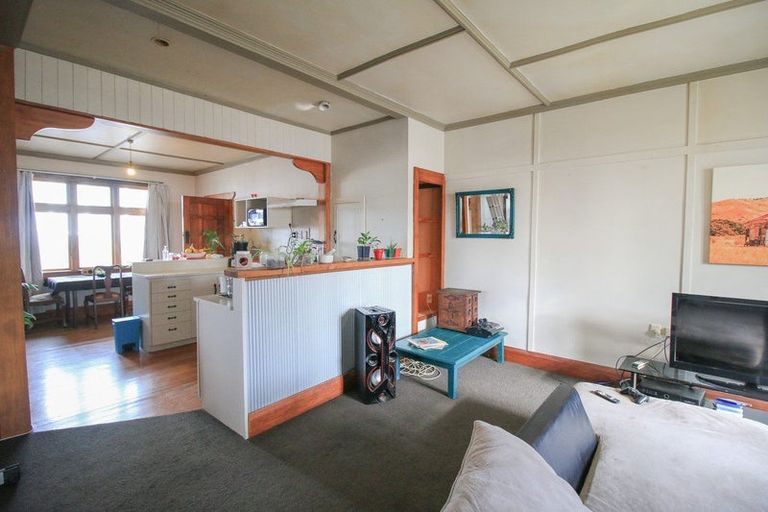 Photo of property in 32 Ocean Beach Road, Bluff, 9814