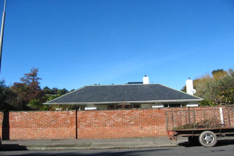 Photo of property in 77 Cashmere Road, Cashmere, Christchurch, 8022