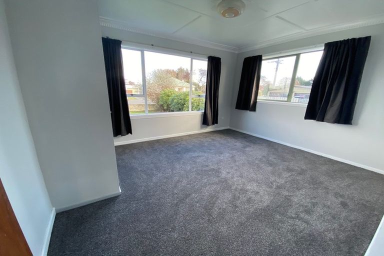 Photo of property in 18 Moa Street, Waikiwi, Invercargill, 9810