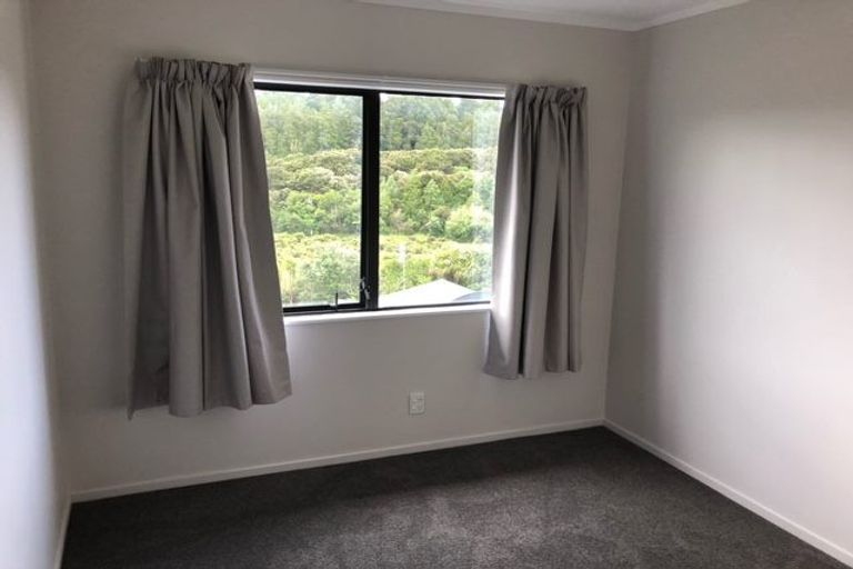 Photo of property in 2/7 Kitewao Street, Northcote, Auckland, 0627