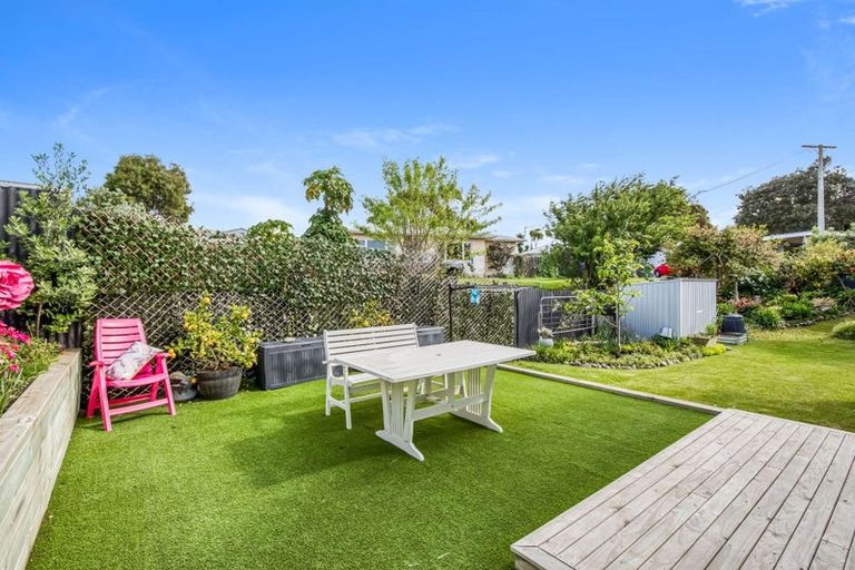 Photo of property in 37 Mosston Road, Castlecliff, Whanganui, 4501