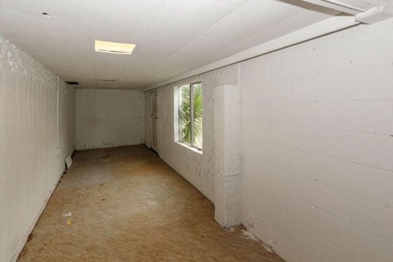 Photo of property in 4/24 Woodglen Road, Glen Eden, Auckland, 0602