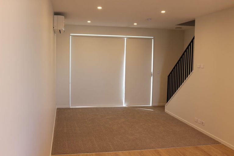 Photo of property in 8 Kawe Marie Lane, Takanini, 2112