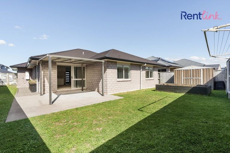 Photo of property in 114 Penetaka Heights, Pyes Pa, Tauranga, 3112