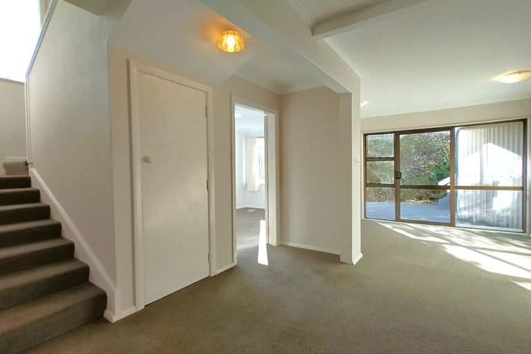 Photo of property in 55 Handyside Street, Tawa, Wellington, 5028