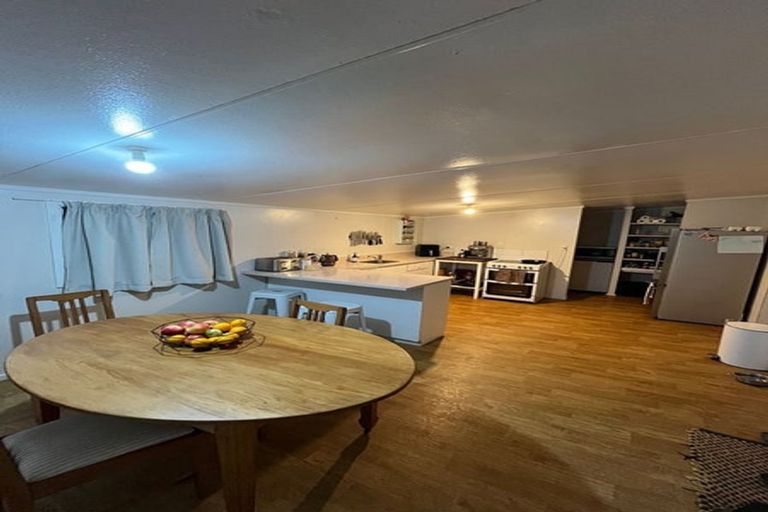 Photo of property in 369 Middle Road, Havelock North, Hastings, 4172